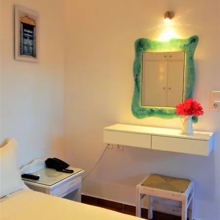 Aegeo 酒店 Folégandros